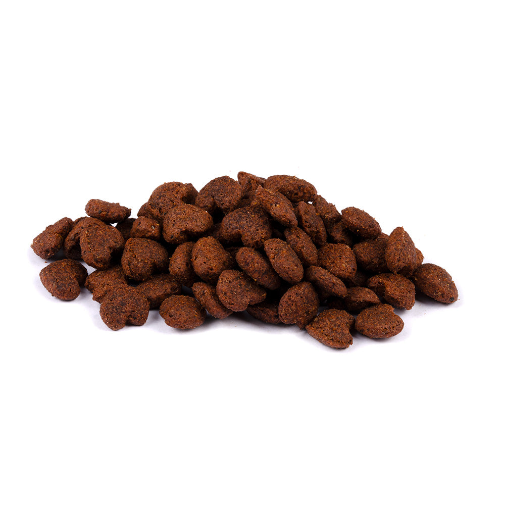 Bild von mehreren Snacks des Produktes: Brit Care Cat Premium Crunchy Snack für Kätzchen Kitten Chicken - Huhn mit Kokos und Blaubeeren