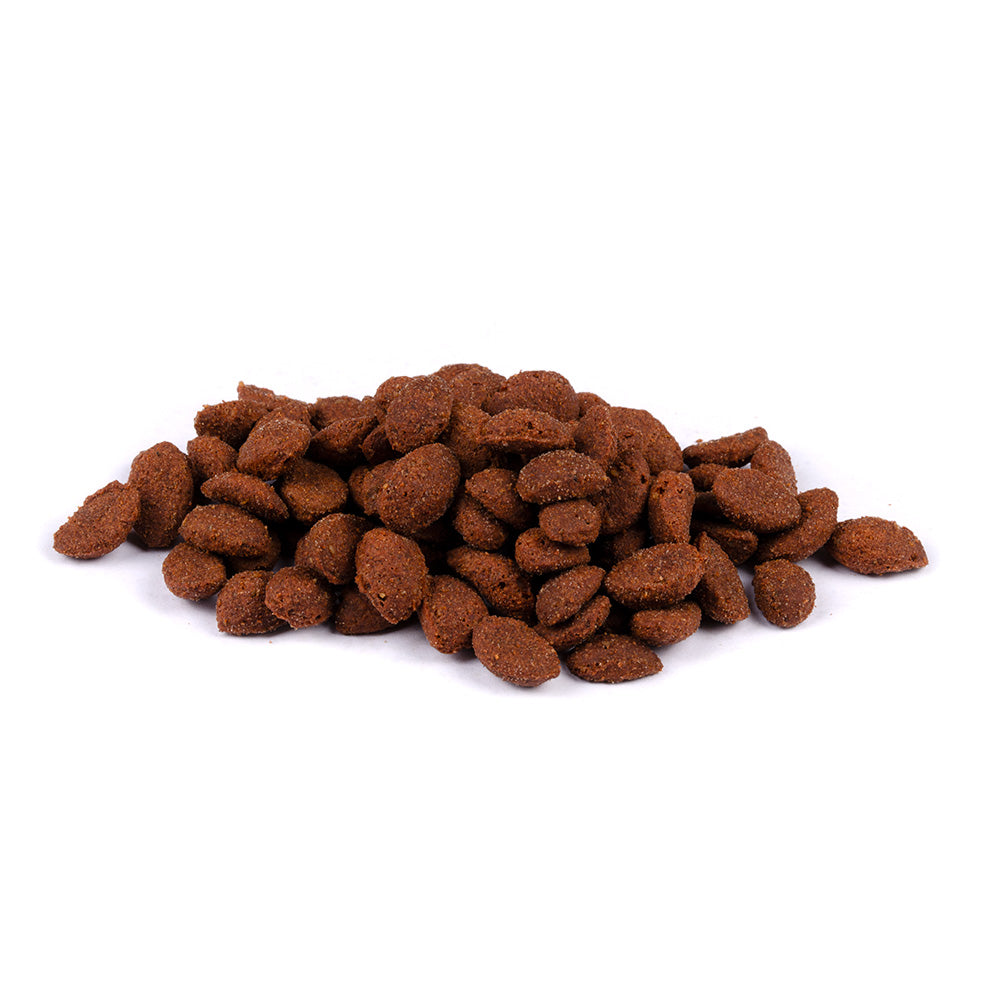 Bild von mehreren Snacks des Produktes: Brit Care Cat Premium Crunchy Snack für Katzen Salmon- Lachs mit Hagebutte und Preiselbeeren